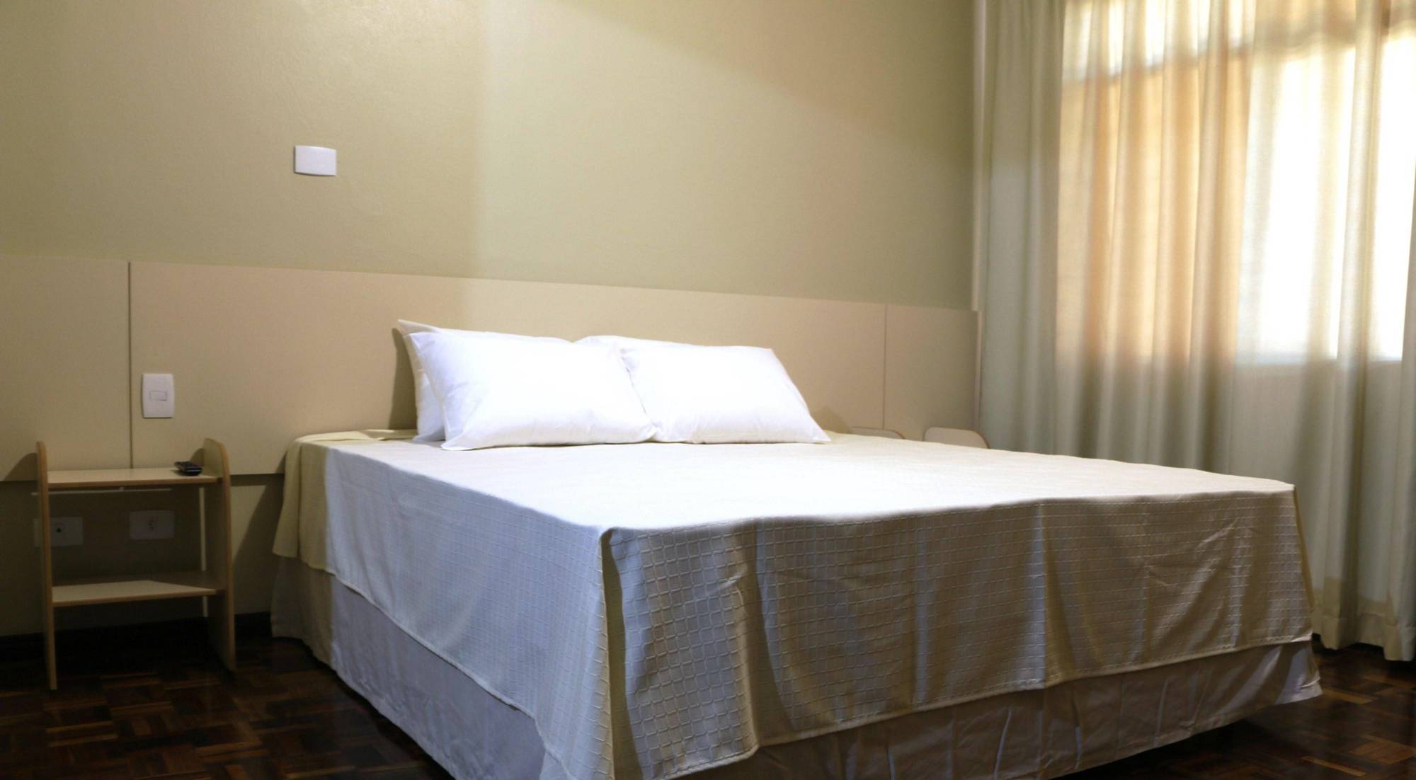 Vespasiano Hotel Telêmaco Borba Kültér fotó